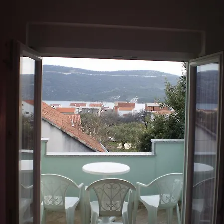 Appartement Gunja *
