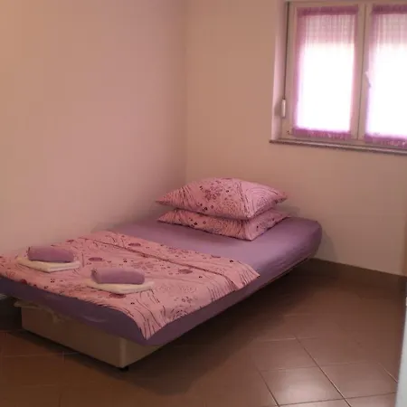 Appartement Gunja *
